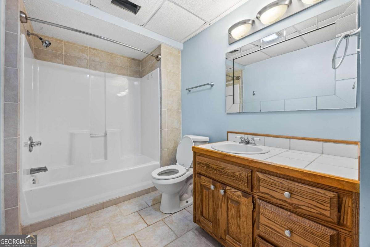 7920 Silversmith Drive Cumming - 33