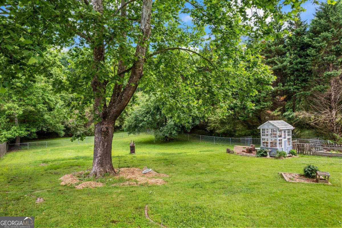 7920 Silversmith Drive Cumming - 37