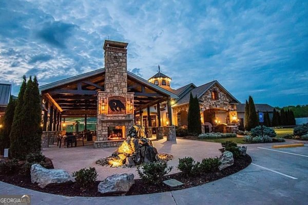 564 Ridge Road Dawsonville - 37