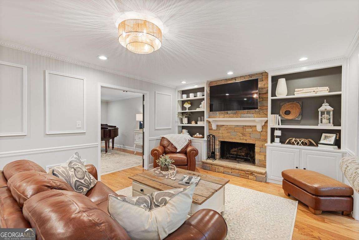960 Lost Forest Drive Sandy Springs - 11