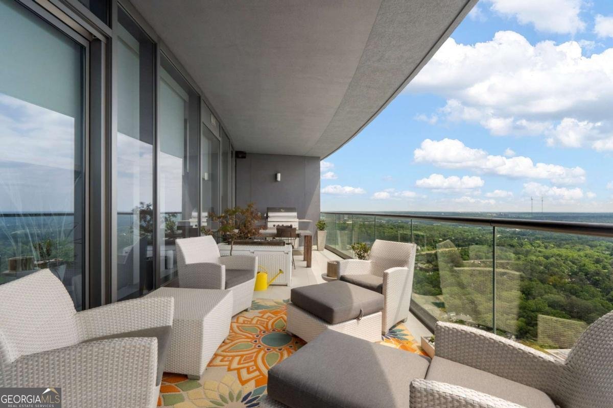3344 Peachtree Road Atlanta - 33