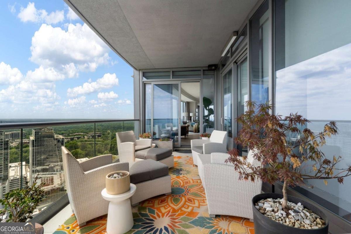 3344 Peachtree Road Atlanta - 35