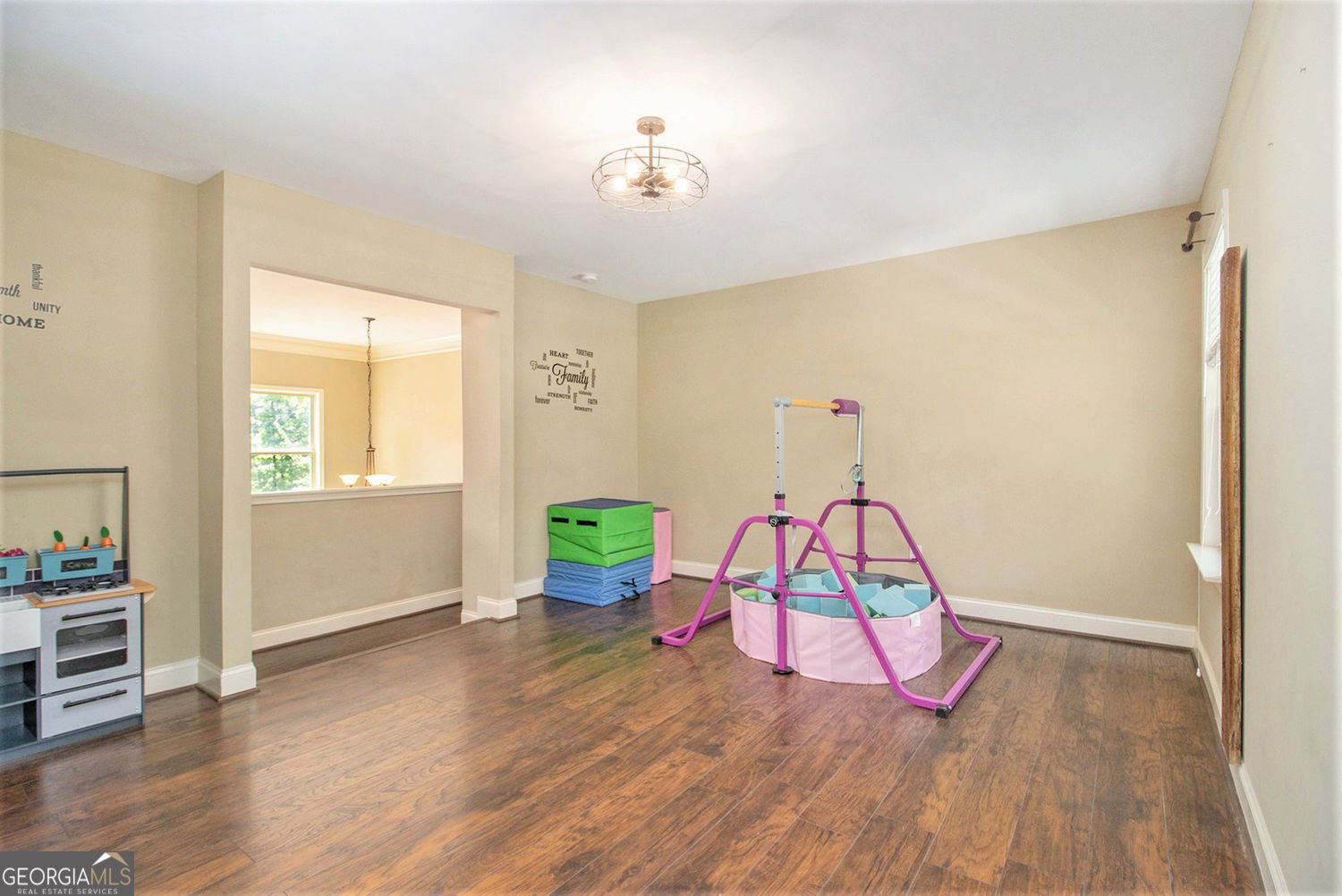 27 Rose Brooke Circle White - 30