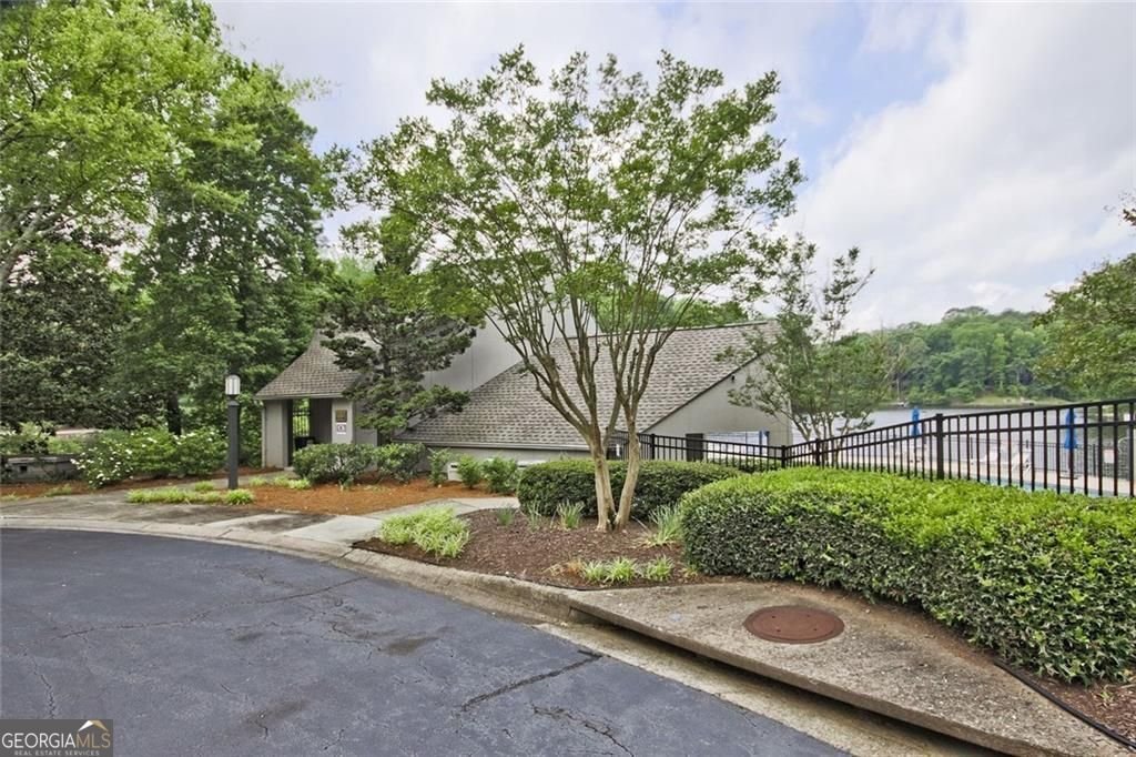 4246 Loch Highland Parkway Roswell - 52