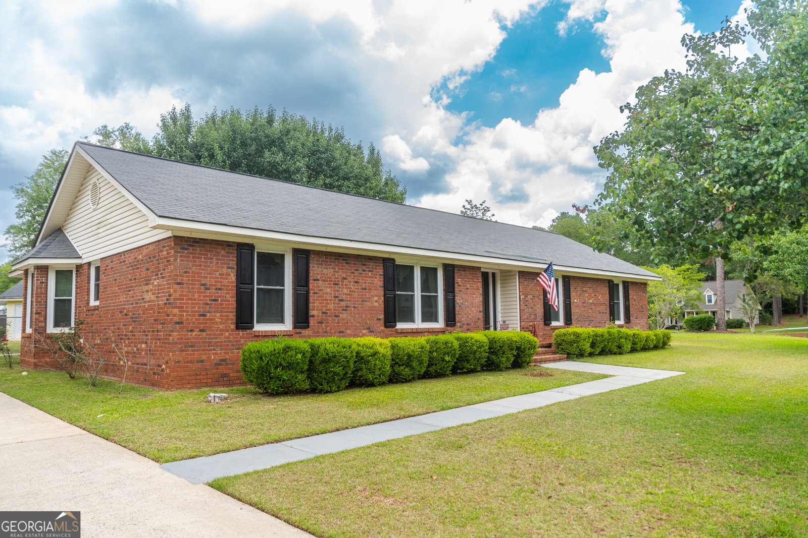 2211 Arrowwood Drive Albany - 1