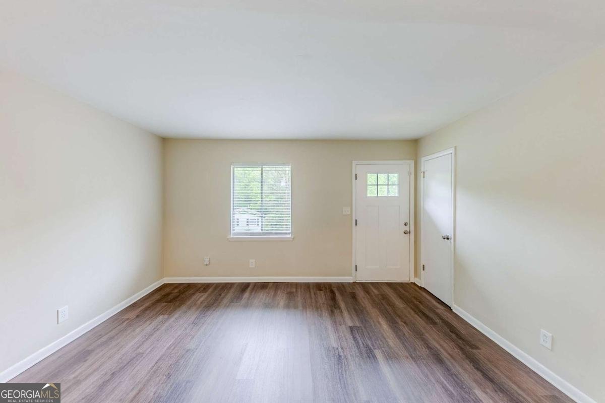 3197 Ward Drive Atlanta - 2