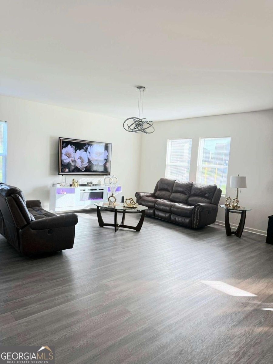 189 Bentwater Way Hoschton - 11