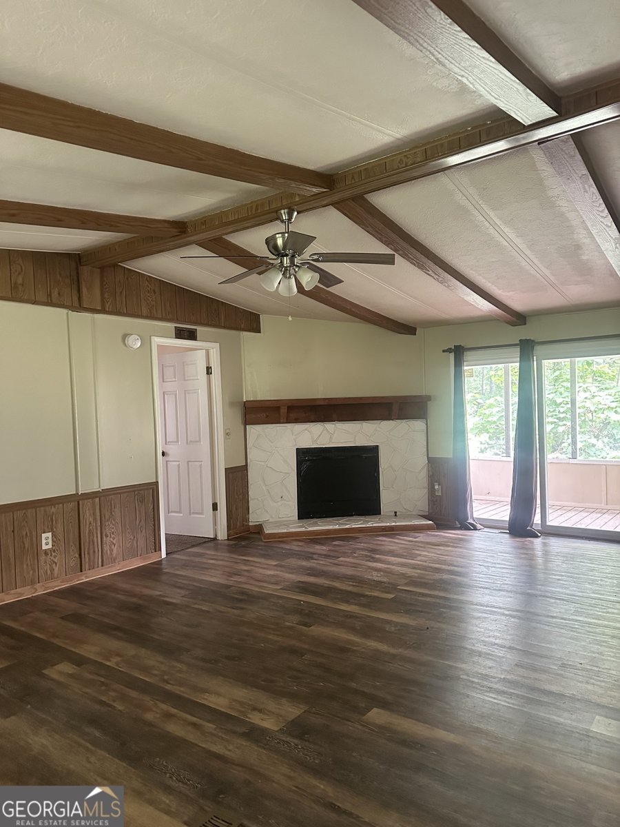 710 Seals Road Dallas - 2