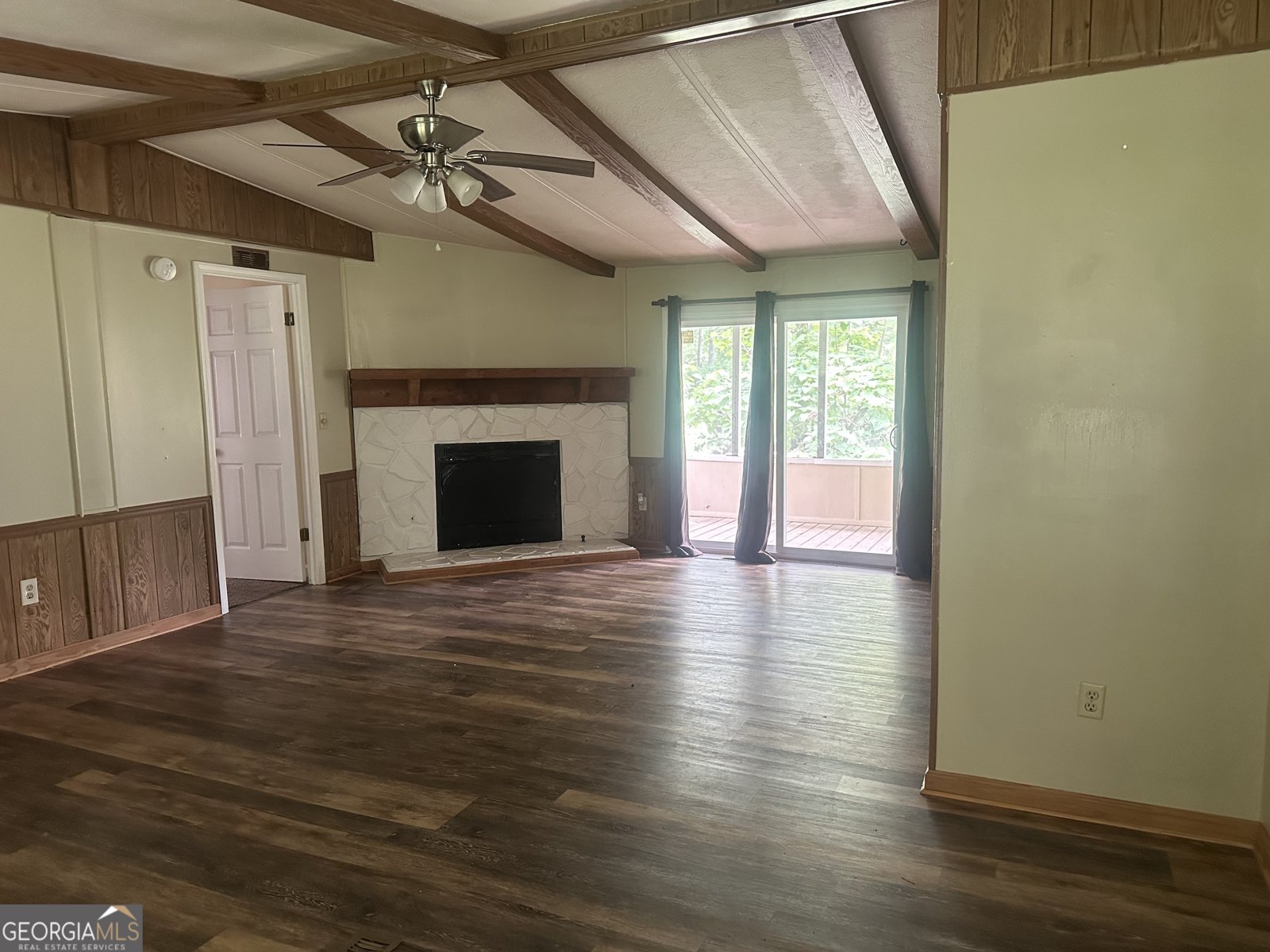 710 Seals Road Dallas - 3