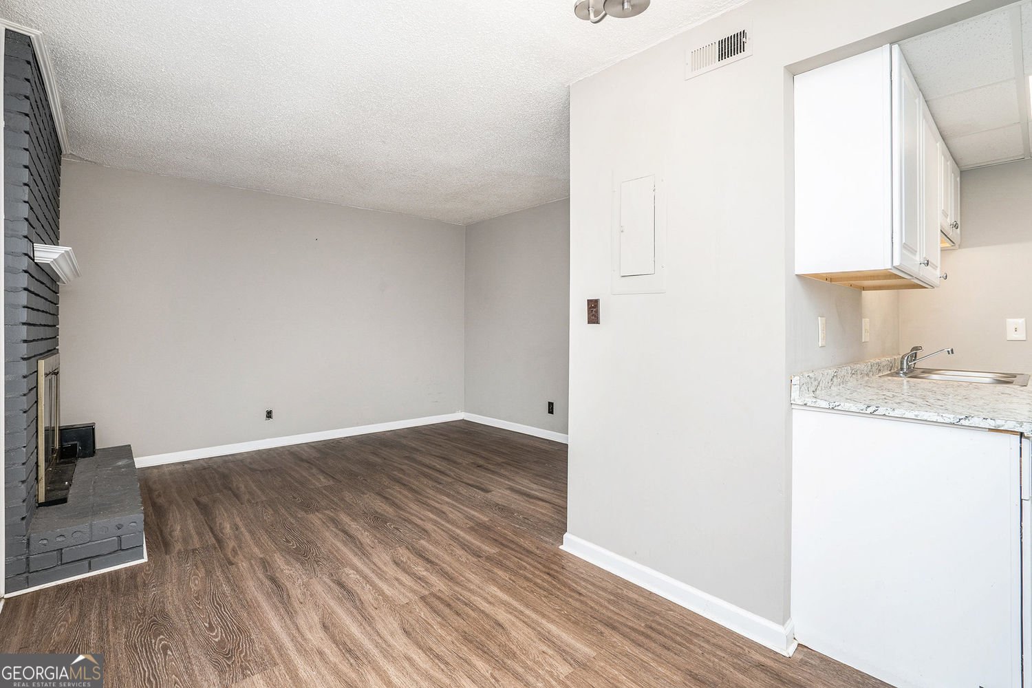 6354 Shannon Parkway Union City - 11