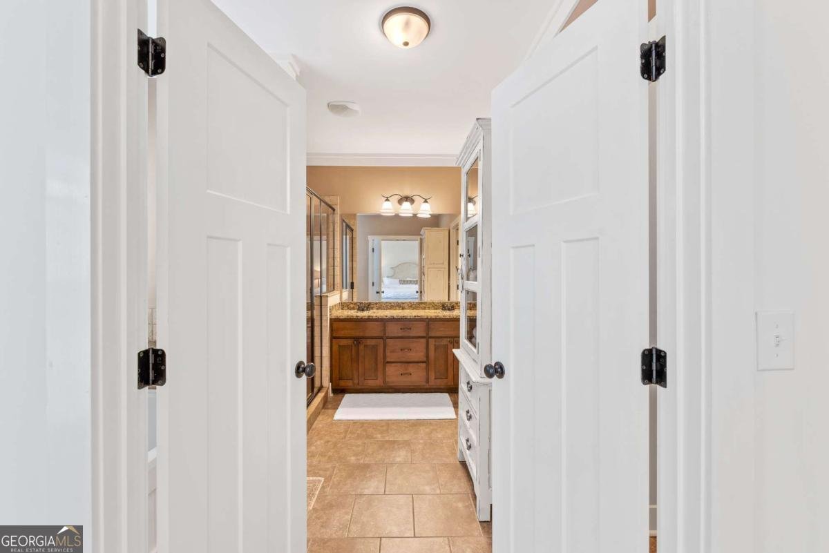 1050 Cobblestone Lane Bogart - 24