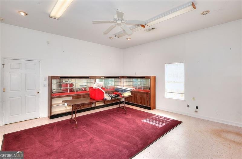 1595 Lake Lucerne Road Lilburn - 30