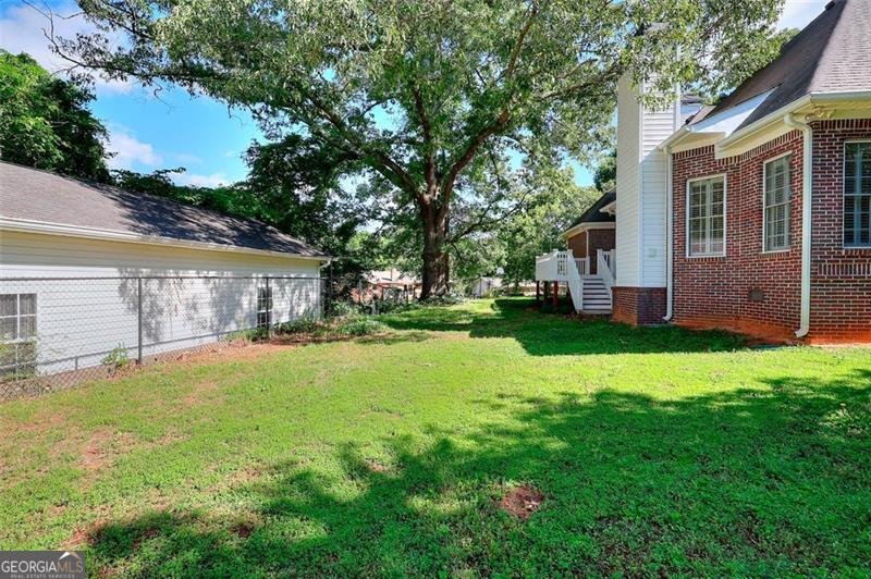 1595 Lake Lucerne Road Lilburn - 34