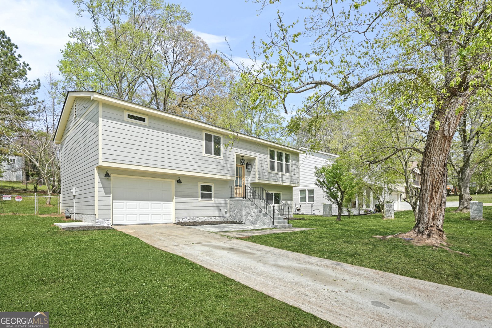 474 Autumn Drive Riverdale - 1