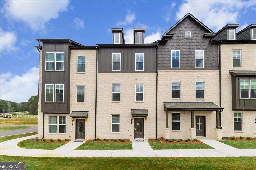 1903 Daybreak Lane Newnan - 2