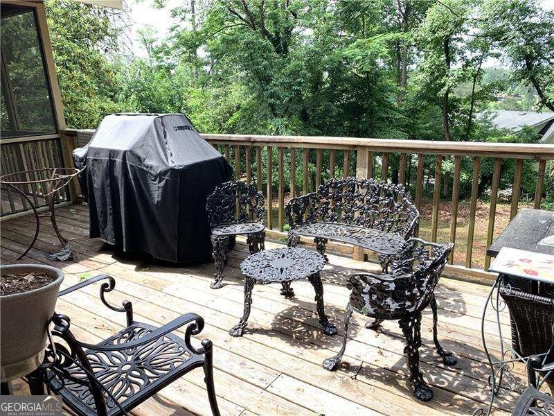 4040 Summit Drive Marietta - 27