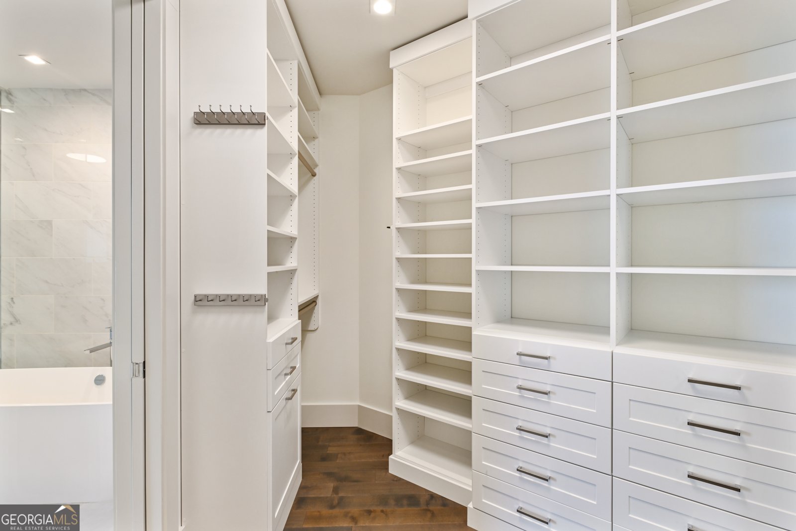 3107 Peachtree Road Atlanta - 44