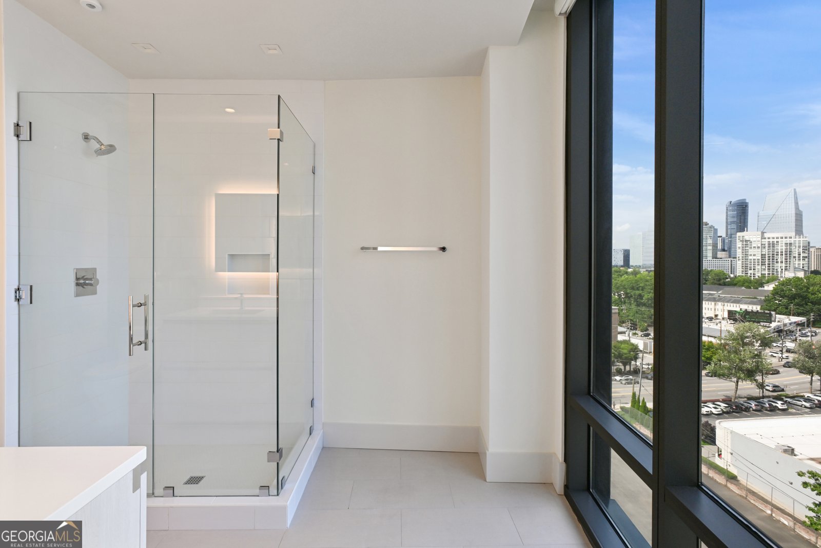 3107 Peachtree Road Atlanta - 50