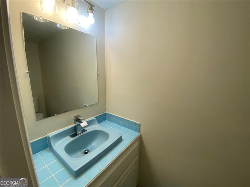 285 TAYLOR Road Jackson - 40