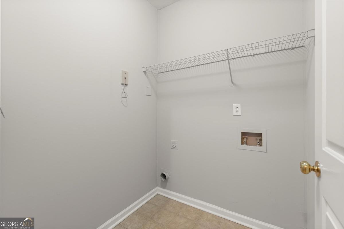 426 Pembrooke Circle Alpharetta - 37