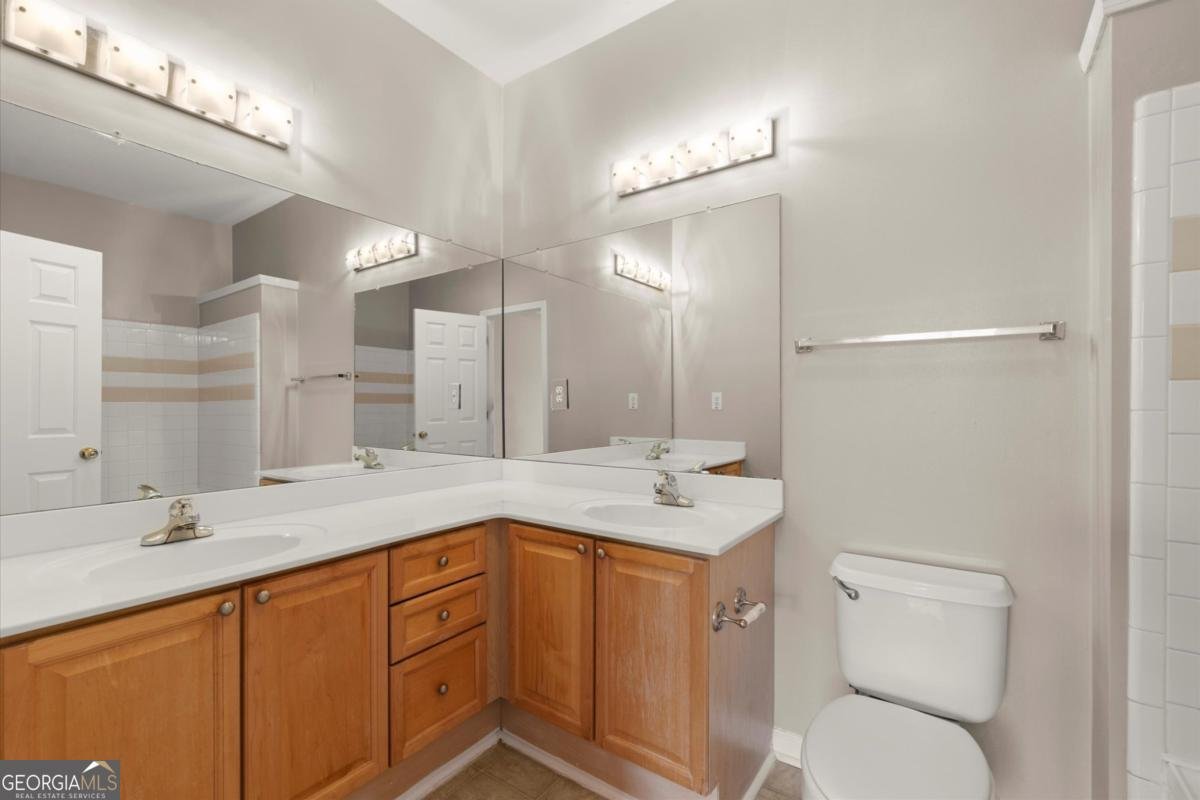 426 Pembrooke Circle Alpharetta - 4
