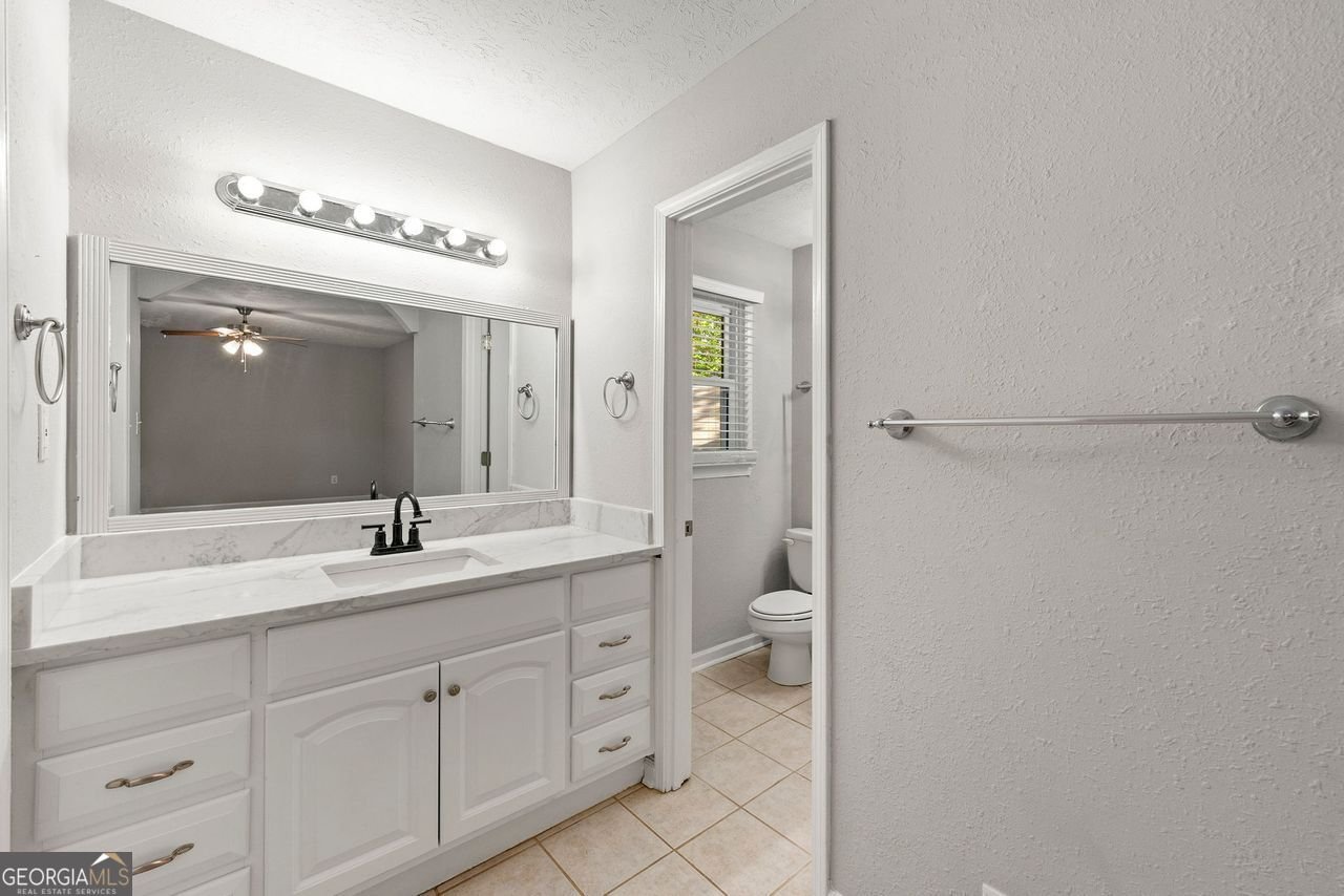 1415 HIALEAH Court Marietta - 25