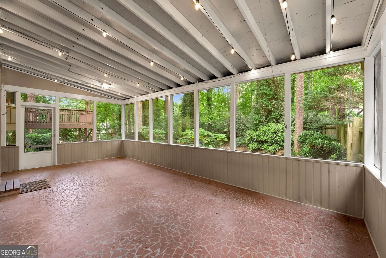 1415 HIALEAH Court Marietta - 27