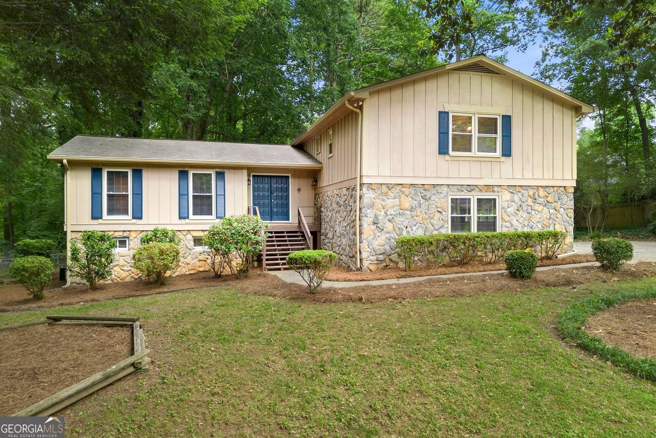 1415 HIALEAH Court Marietta - 32