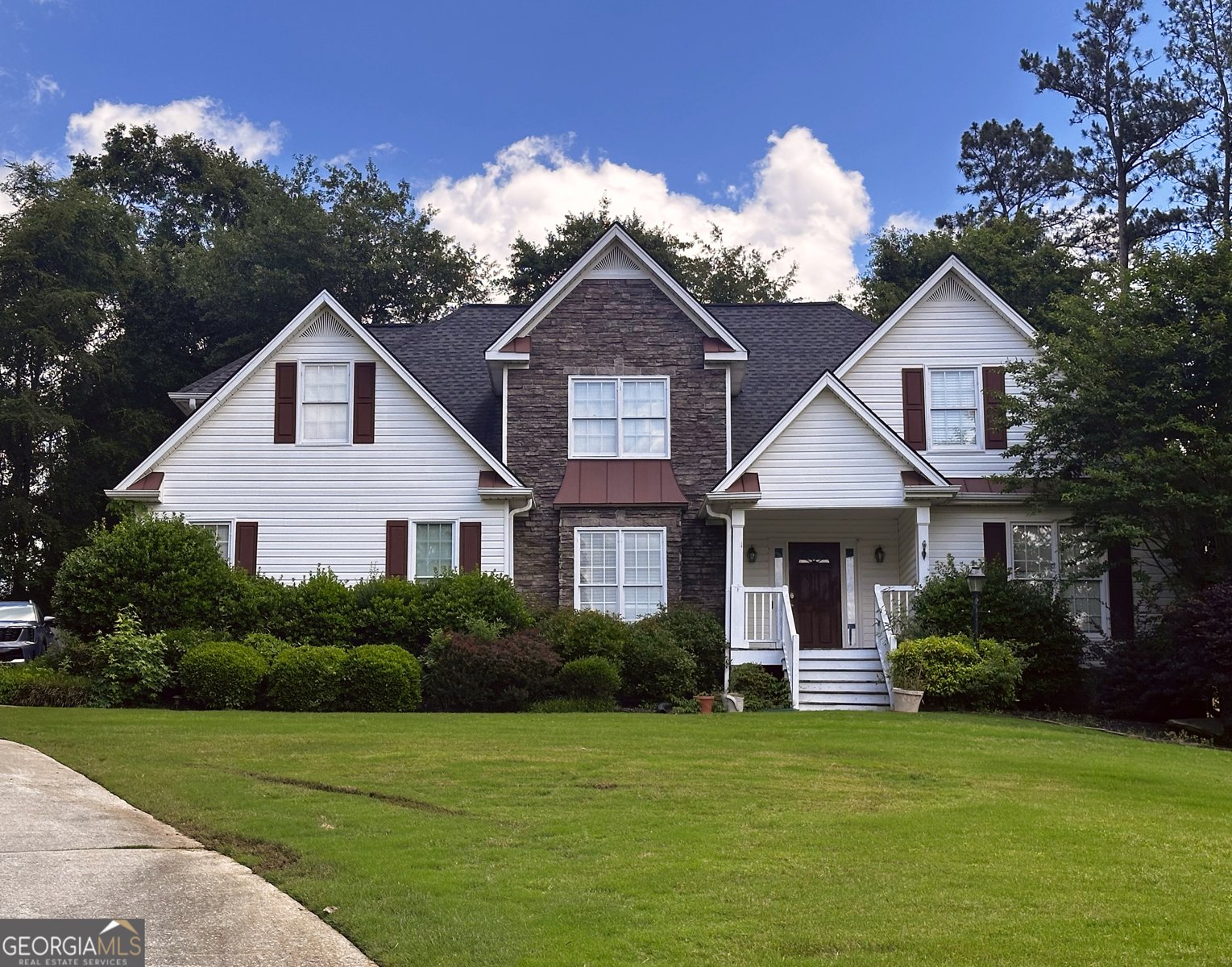 74 Flanders Court Douglasville - 1