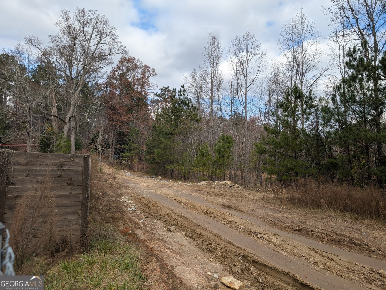 5700 Miles Road South Fulton - 66