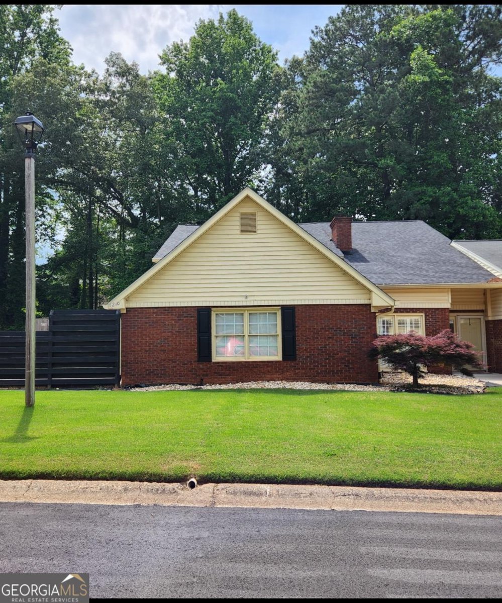 6210 Douglas Manor Court Douglasville - 1