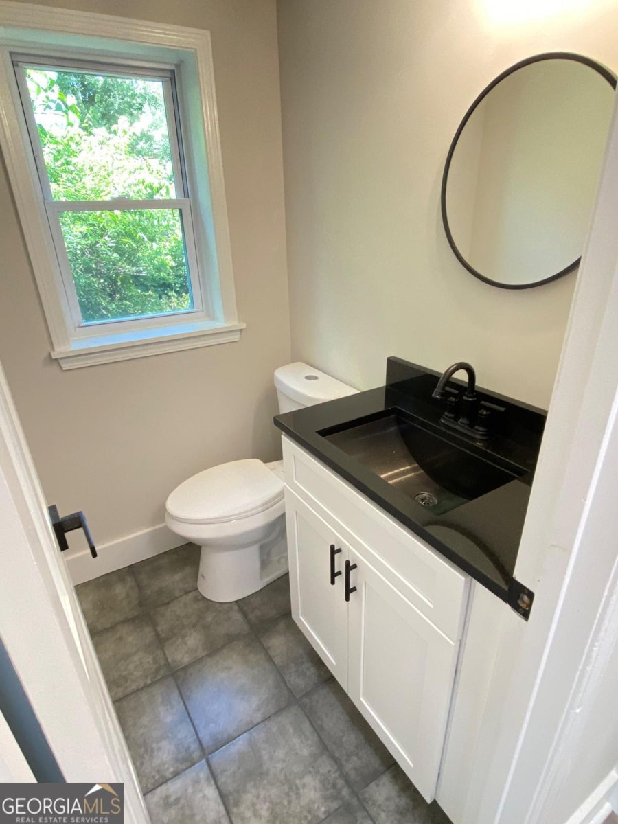 323 Claiborne Court Marietta - 20
