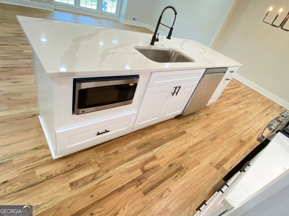 323 Claiborne Court Marietta - 4