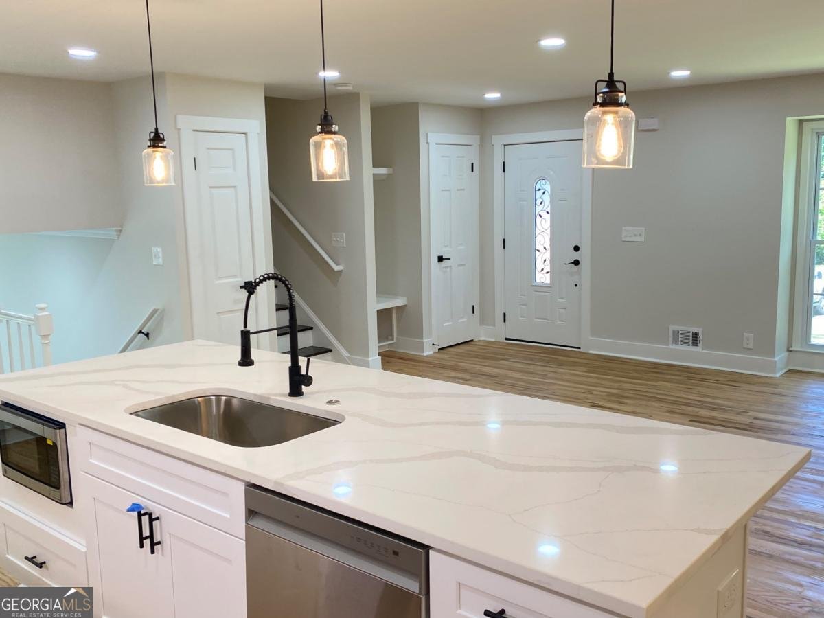 323 Claiborne Court Marietta - 5