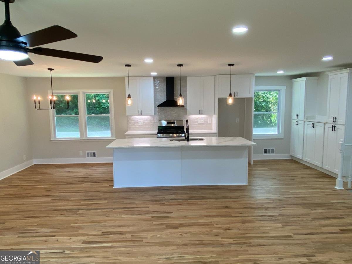 323 Claiborne Court Marietta - 6