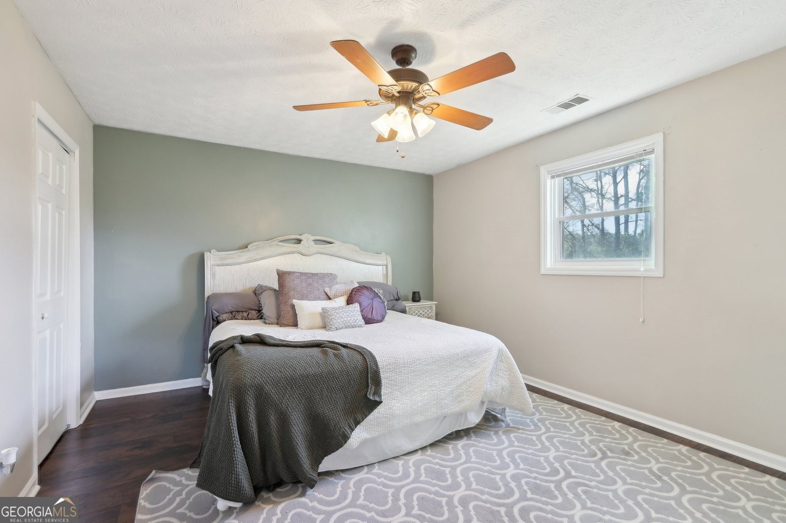 6 Lynn Circle Newnan - 1