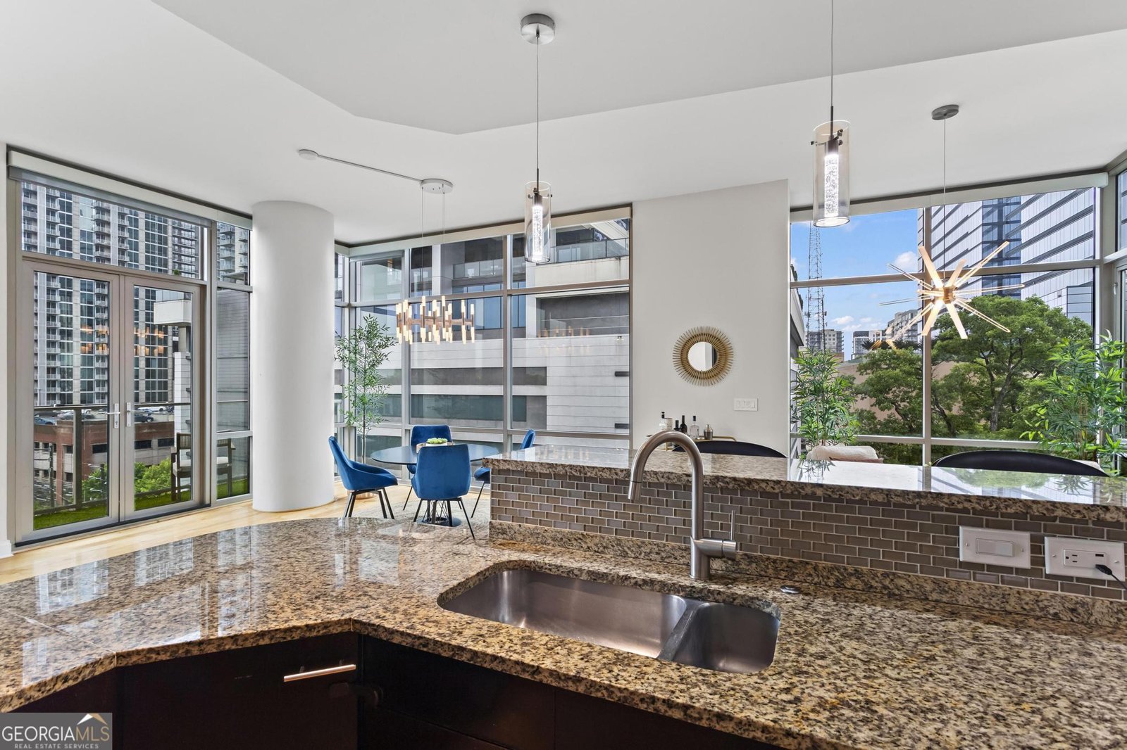 905 Juniper Street Atlanta - 9