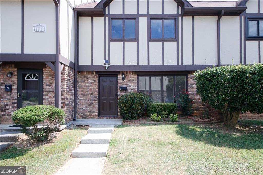 1199 Ashborough Drive Marietta - 1