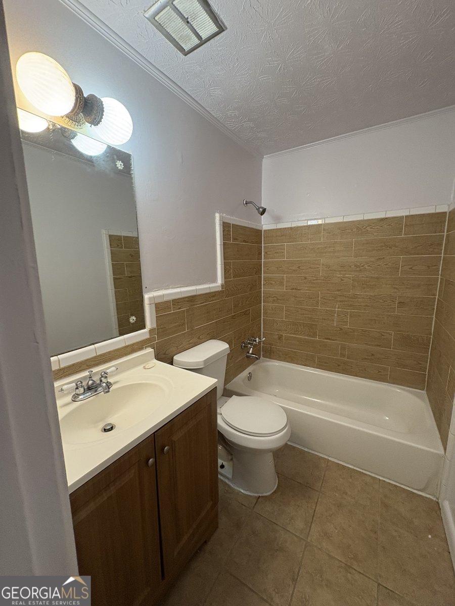 801 NEEDLE ROCK Drive Stone Mountain - 17
