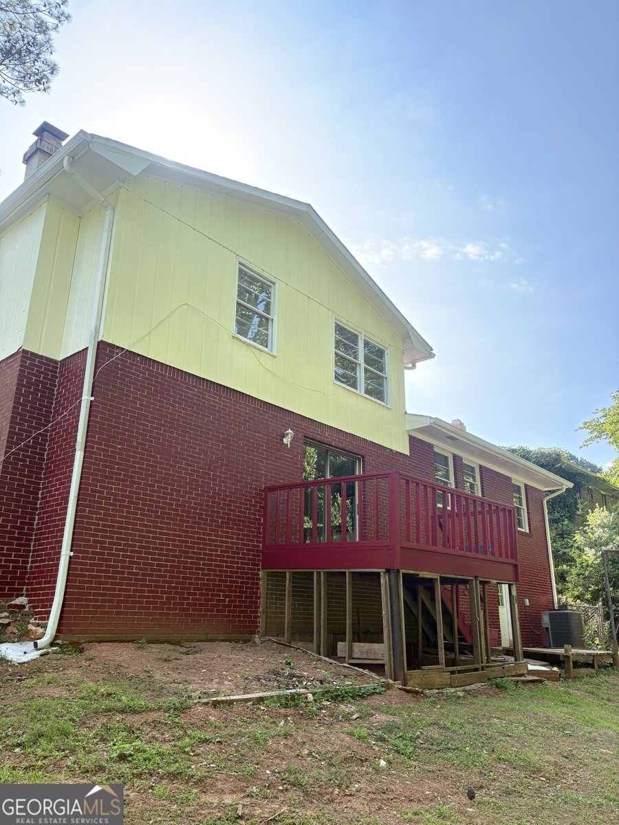 801 NEEDLE ROCK Drive Stone Mountain - 22