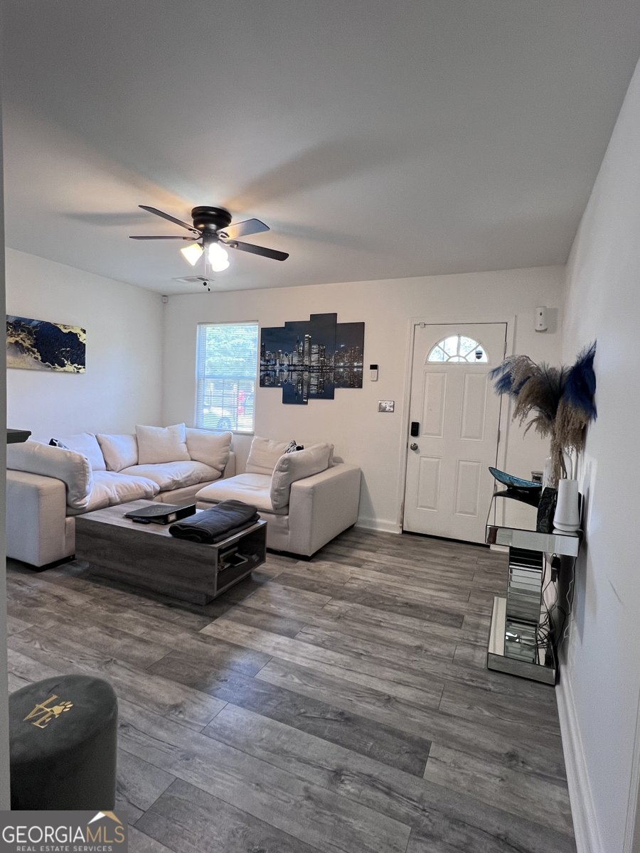 1132 Oak Knoll Terrace Atlanta - 9