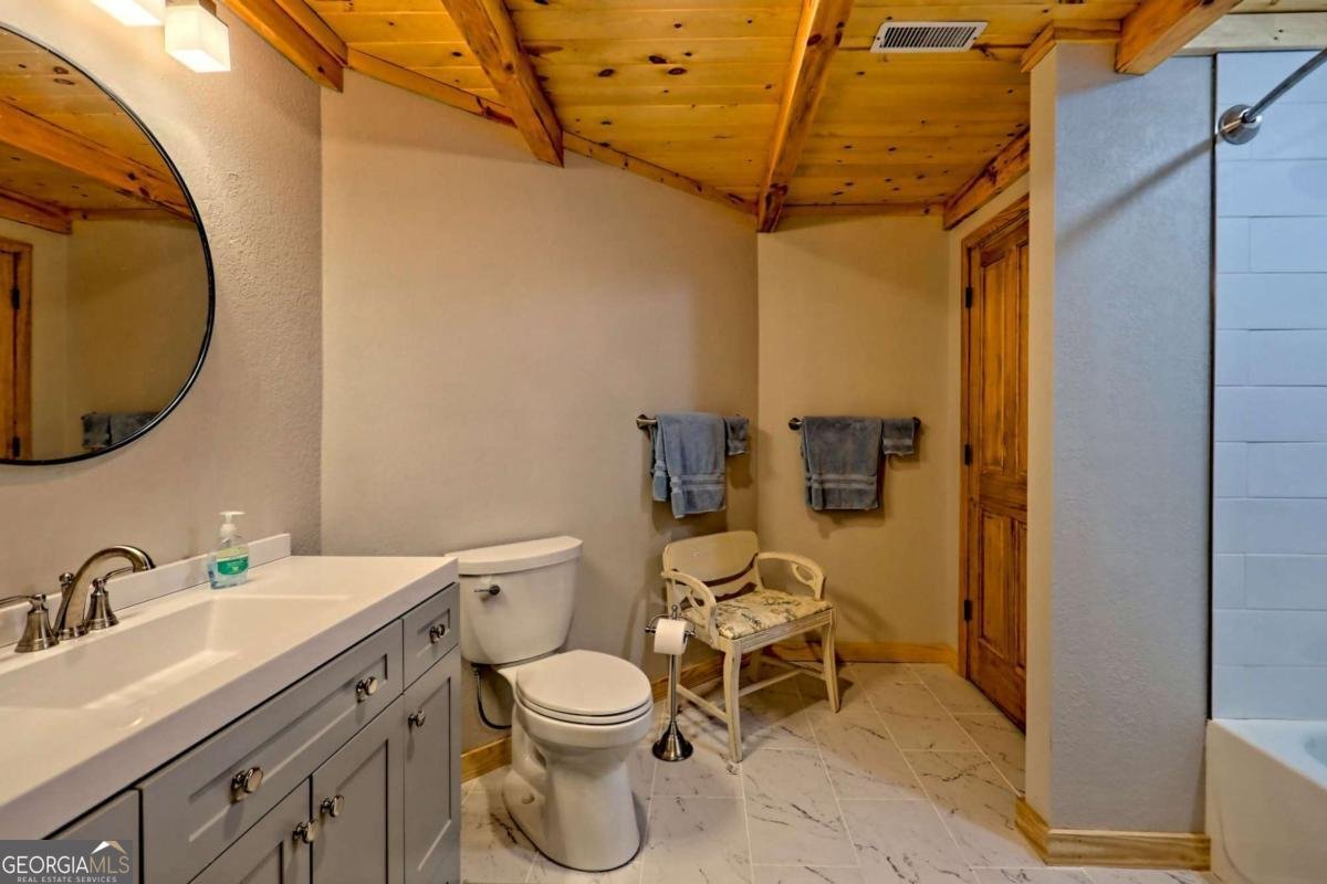 6487 Old Hwy 64 W Warne - 43