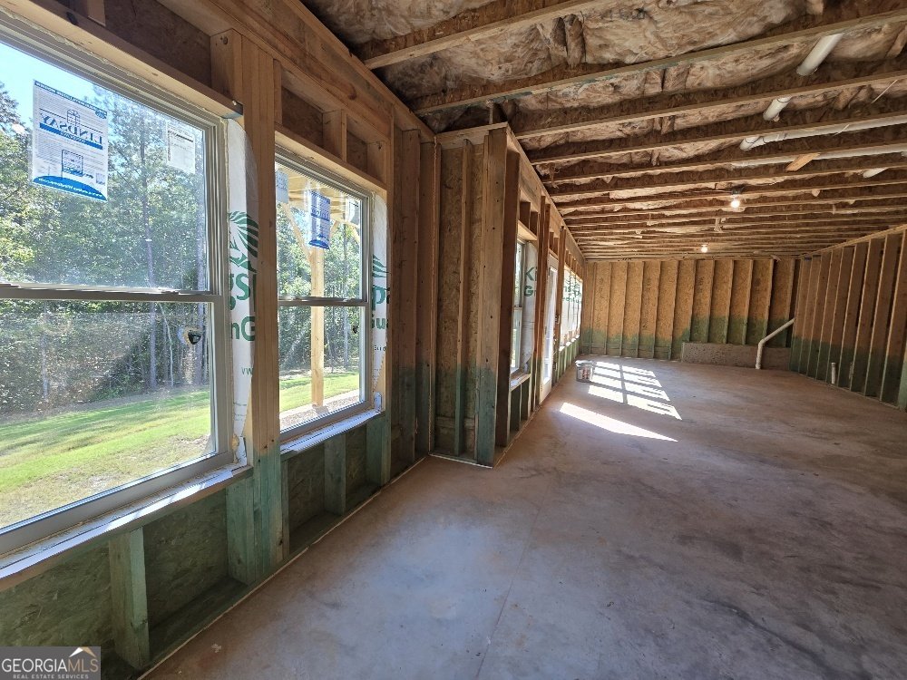 46 COOPER Drive Mansfield - 33
