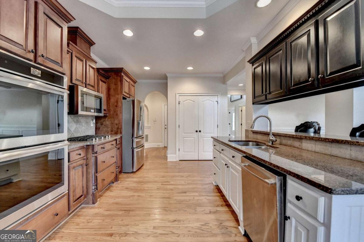 1054 Morgan Garner Drive Lilburn - 25