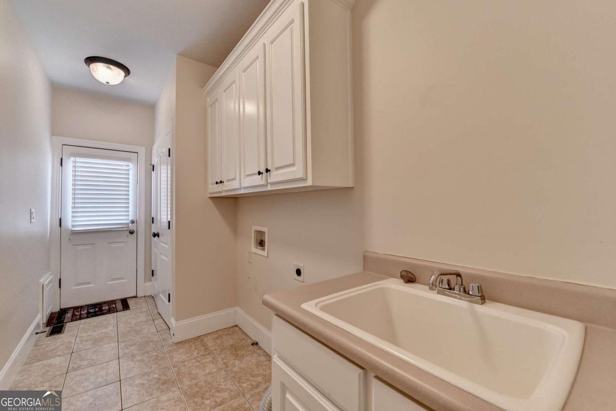 1054 Morgan Garner Drive Lilburn - 31
