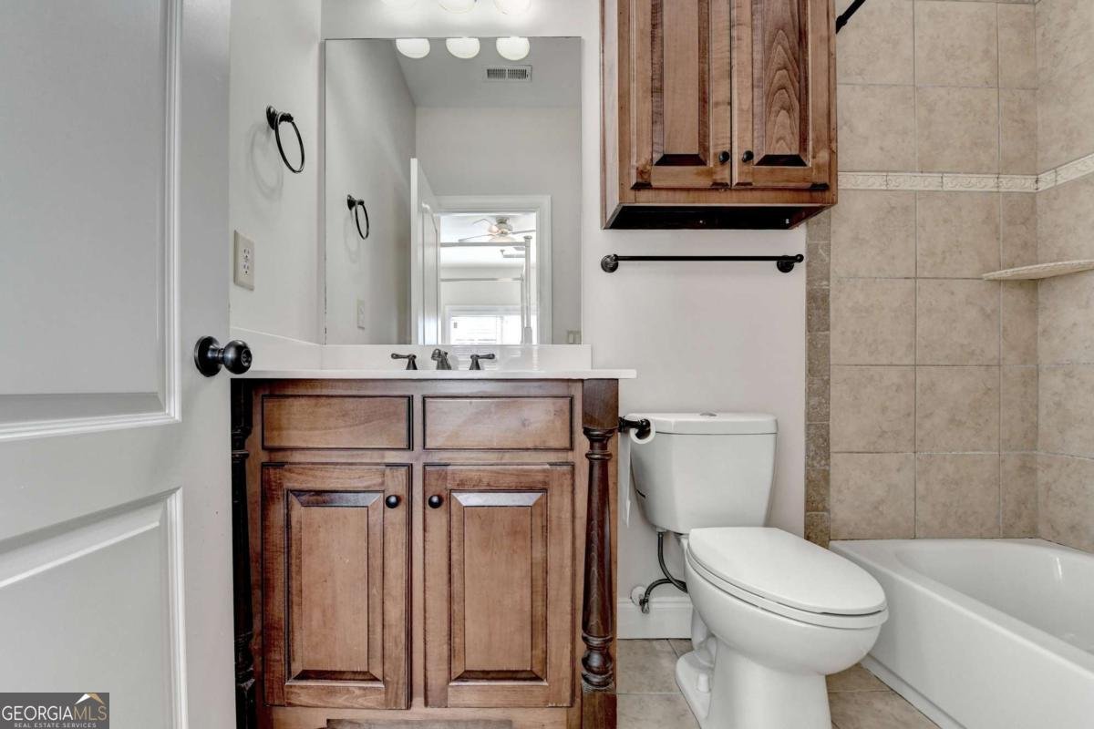 1054 Morgan Garner Drive Lilburn - 44