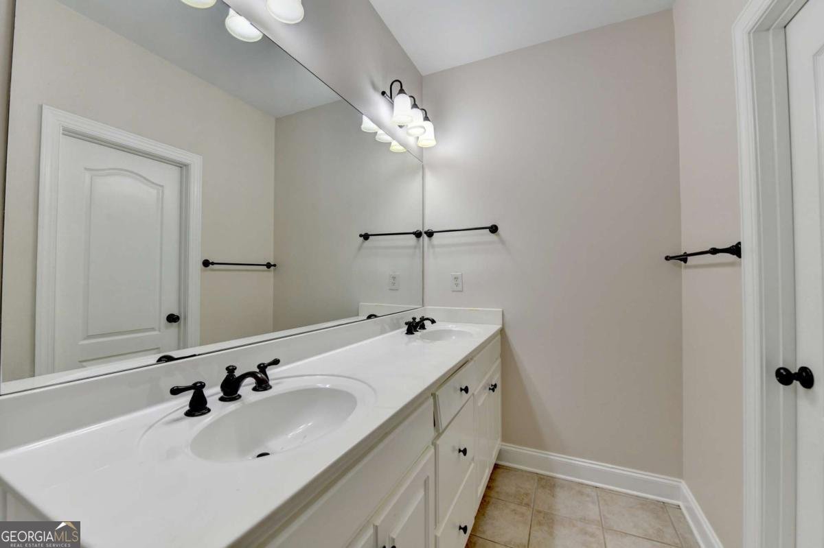 1054 Morgan Garner Drive Lilburn - 49