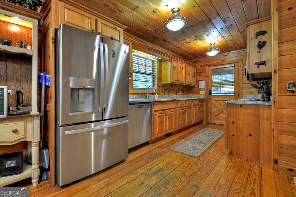 294 Oakwood Trail Mineral Bluff - 9