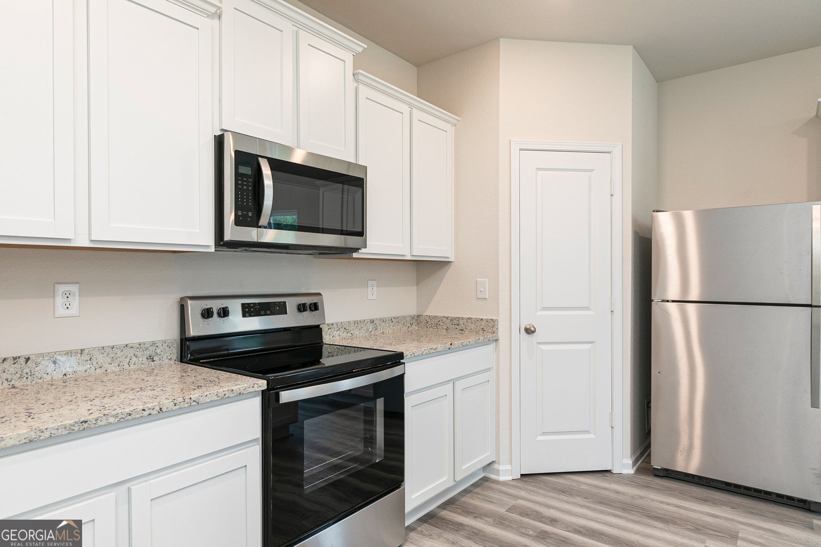 319 Avondale Boulevard Conyers - 1