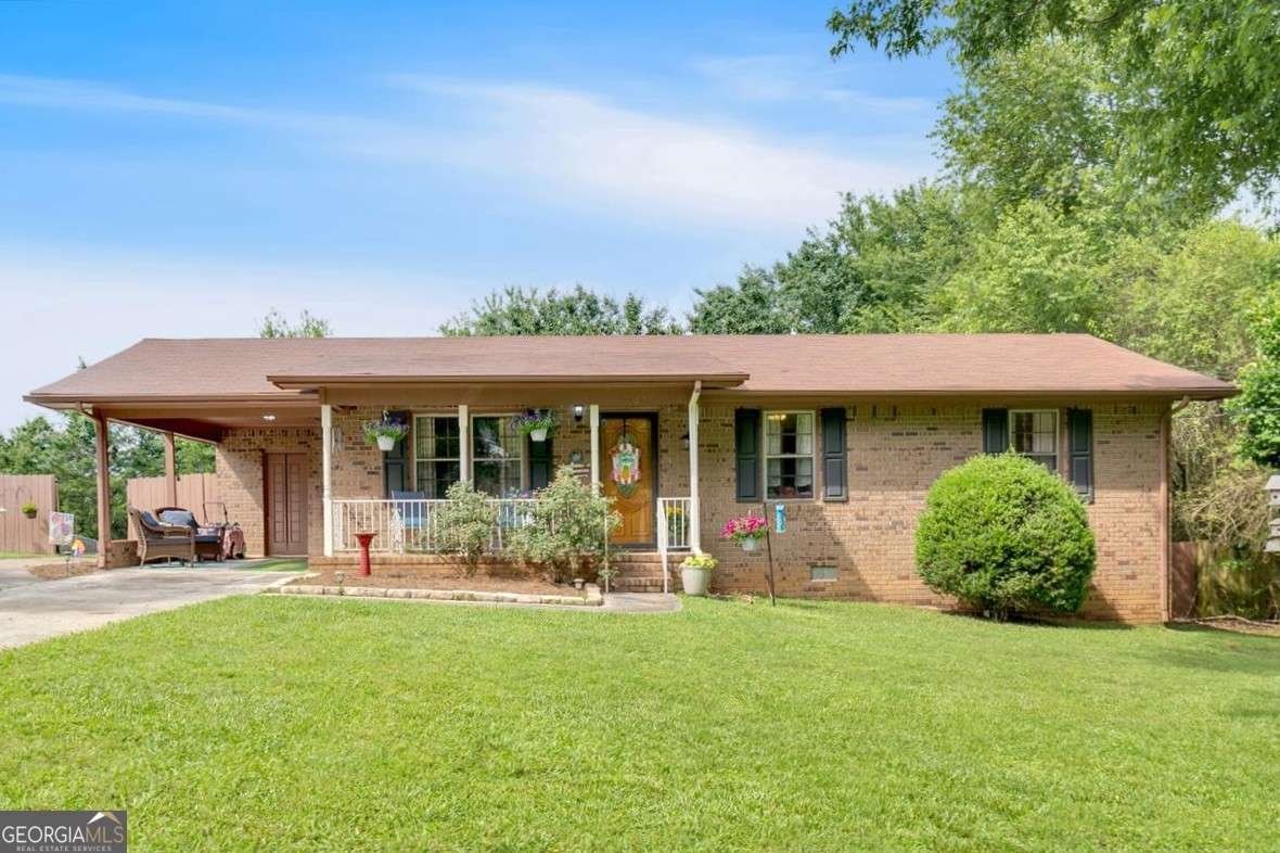 1277 Abrams Road Silver Creek - 1